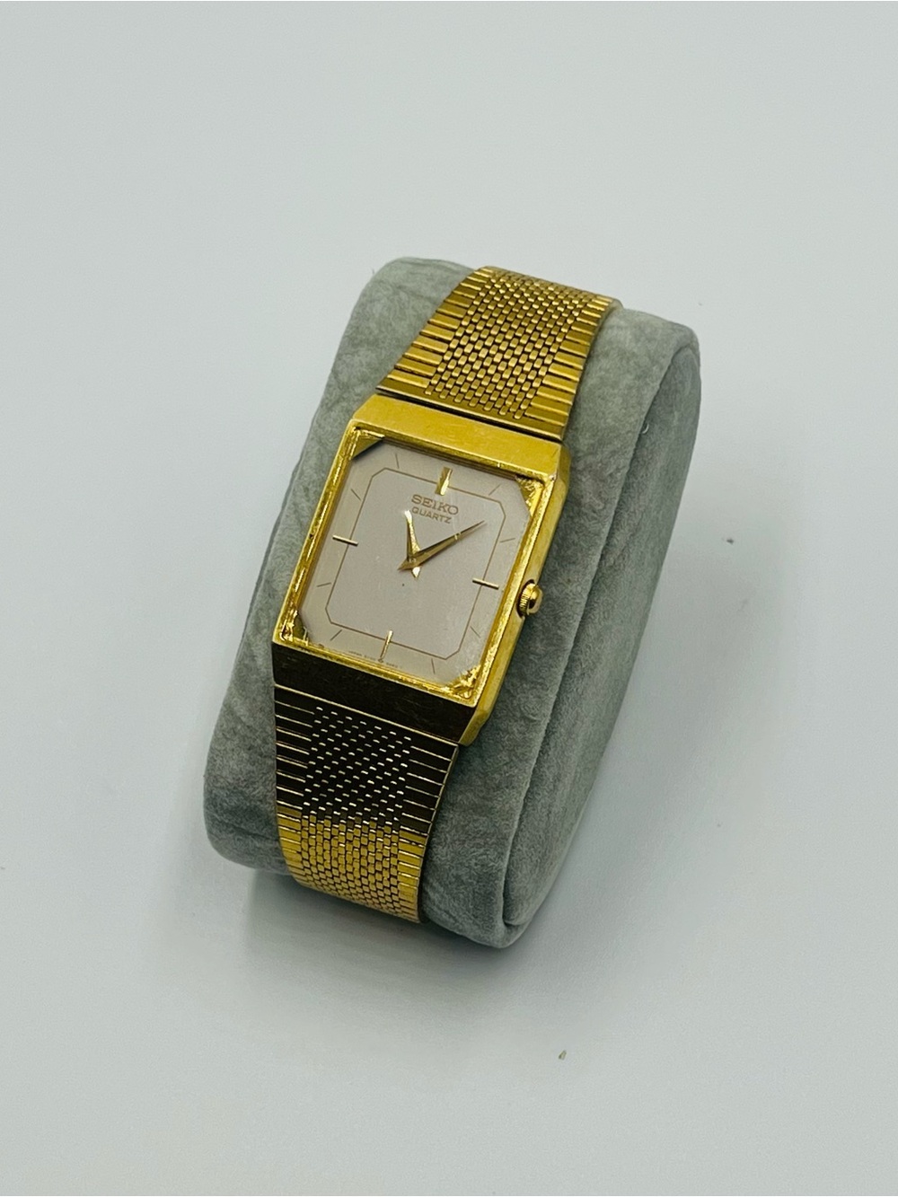 Rare Seiko Gold and White Rectangular Mesh Bracelet Watch